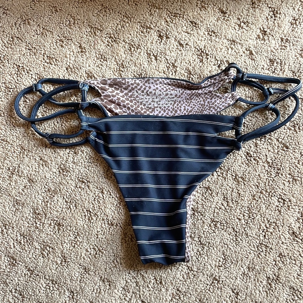 Acacia bottoms